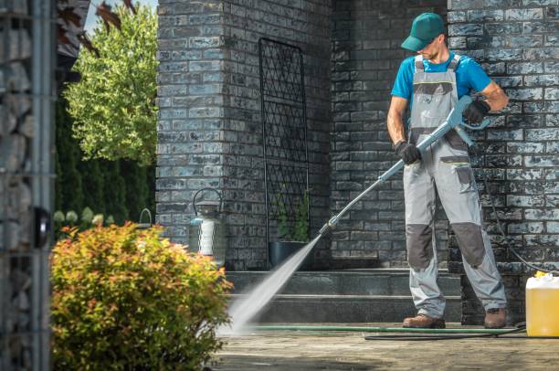 Best Animal Enclosure Cleaning  in Huntington Bay, NY